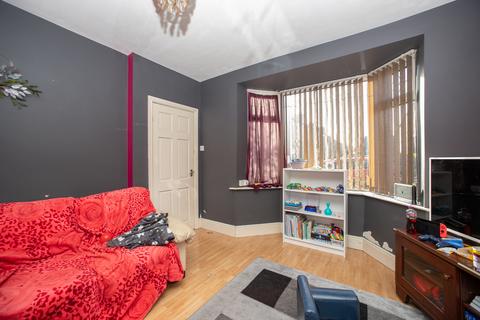 2 bedroom terraced house for sale, Coniston Road, Barnsley S71