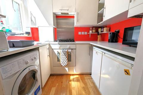 2 bedroom flat to rent, SHORT OR FLEXI STAY BILLS INC TWO BED FLAT NOTTING HILL GATE