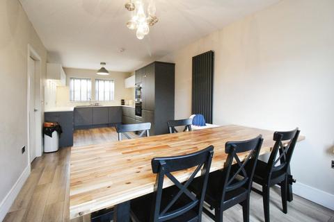 4 bedroom end of terrace house for sale, Floats Mill, Colne BB8