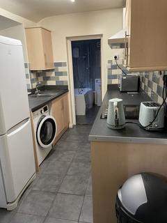 4 bedroom house share to rent, Birmingham B29