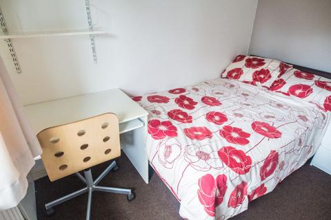 4 bedroom house share to rent, Birmingham B17