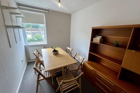 undefined, Birmingham B17