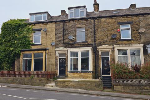 3 bedroom terraced house for sale, Hollingwood Lane, Bradford, BD7