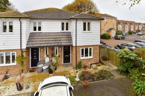 2 bedroom semi-detached house for sale, Ravenscourt Road, Deal, Kent