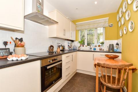 2 bedroom semi-detached house for sale, Ravenscourt Road, Deal, Kent