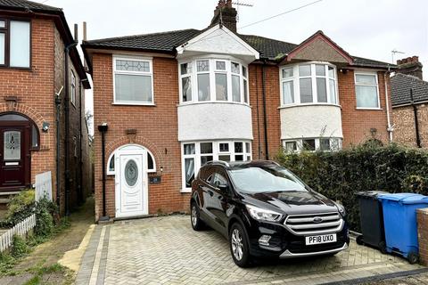 3 bedroom semi-detached house for sale, Park View Road, Ipswich IP1