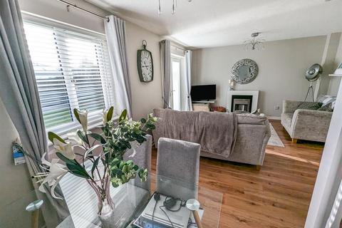 22 Barth Close, Great Oakley, Corby, NN18 8LU