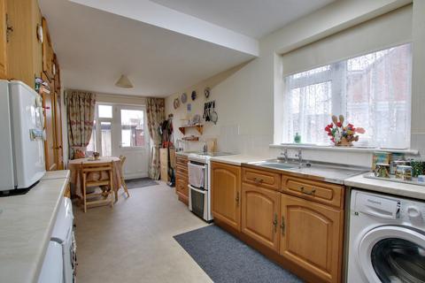 2 bedroom semi-detached bungalow for sale, THE LEAWAY, PORTCHESTER