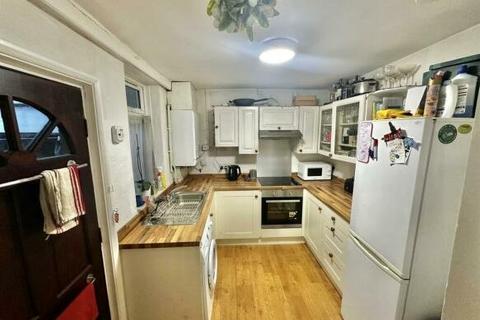 4 bedroom terraced house to rent, St. Stephens Road, Nottingham, Nottinghamshire, NG2