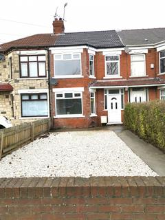 3 bedroom terraced house to rent, Sutton Road, Hull, HU6