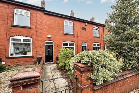 2 bedroom property to rent, Bridgewater Road, Manchester M28