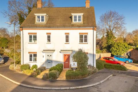 4 bedroom house for sale, Chappell Close, Aylesbury HP19