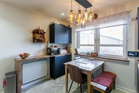 164/1 Glasgow Road, Edinburgh, EH12 8LS