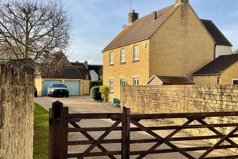 3 bedroom detached house for sale, The Limes, South Cerney,