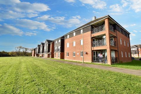 2 bedroom flat for sale, Richard Hillary Close, Ashford TN24