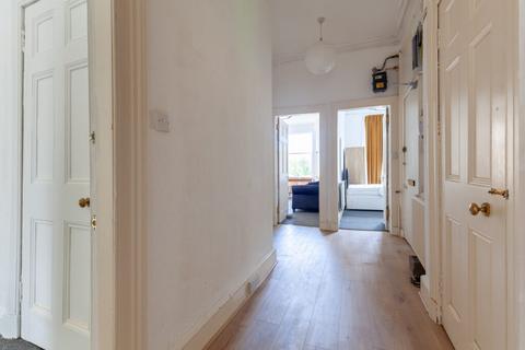 3 bedroom flat for sale, 1F1, 64 Comiston Road, Morningside, EH10 5QQ