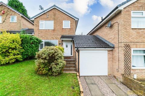 3 bedroom detached house to rent, Teal Close, Lammack Area, Blackburn