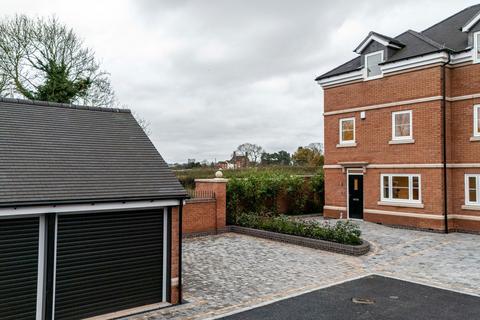 3 bedroom semi-detached house for sale, Stafford ST19