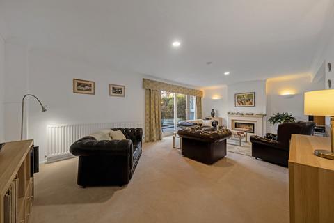 4 bedroom detached house for sale, Sedlescombe Park Rugby, Warwickshire, CV22 6HL