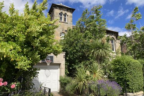 4 bedroom flat for sale, 3 Queen's Crescent, Edinburgh, EH9 2AZ