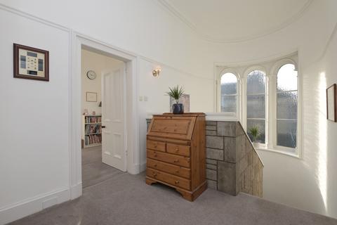 4 bedroom flat for sale, 3 Queen's Crescent, Edinburgh, EH9 2AZ