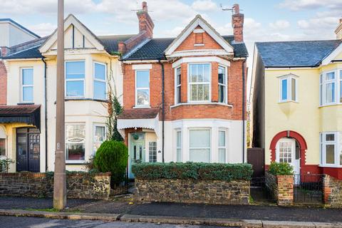 2 bedroom flat for sale, Westborough Road, Westcliff-on-sea, SS0