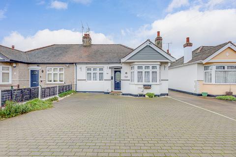 3 bedroom semi-detached bungalow for sale, Thornford Gardens, Southend-on-sea, SS2