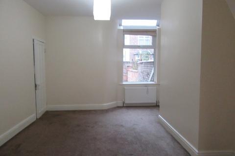 3 bedroom end of terrace house to rent, Cromwell Avenue, Whalley Range, Manchester. M16 0BG