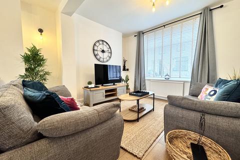 8 Lambert Terrace, Aberdare, CF44 8AT