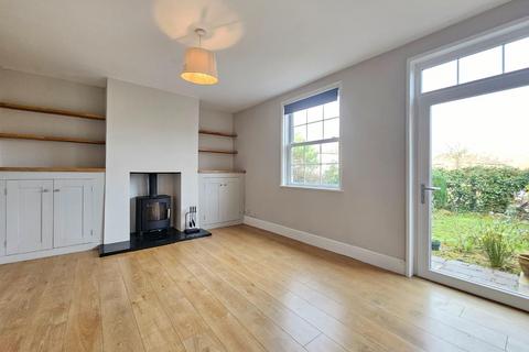 2 bedroom terraced house to rent, Brick Kiln Row, Altrincham