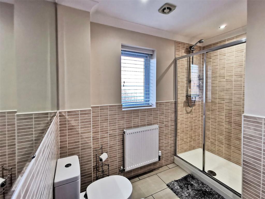 Master Ensuite