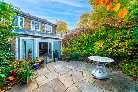 3 bedroom end of terrace house for sale, Hopping Lane, Canonbury N1