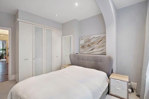 Flat 1, 38 Blenheim Crescent, South Croydon, CR2 6BN