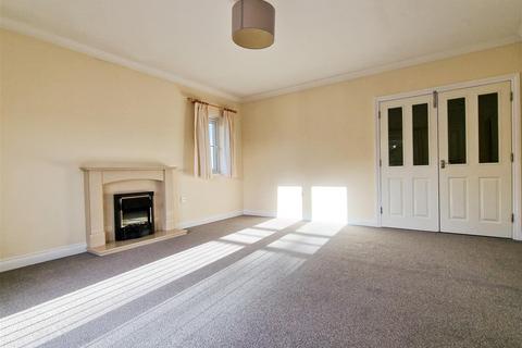 2 bedroom apartment to rent, Meadow Brook, Barnstaple EX31