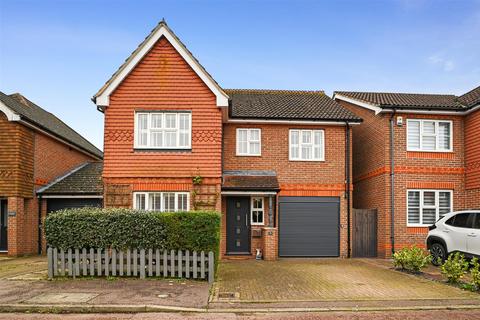 4 bedroom detached house for sale, Marcus Close, Colchester CO4