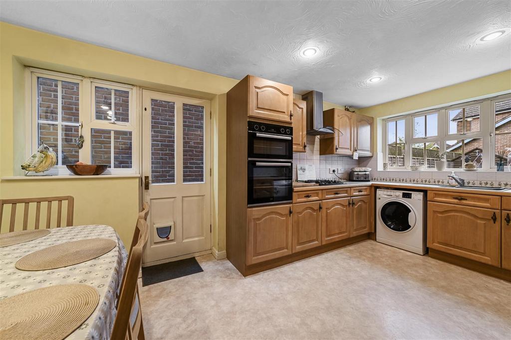 Kitchen / Diner