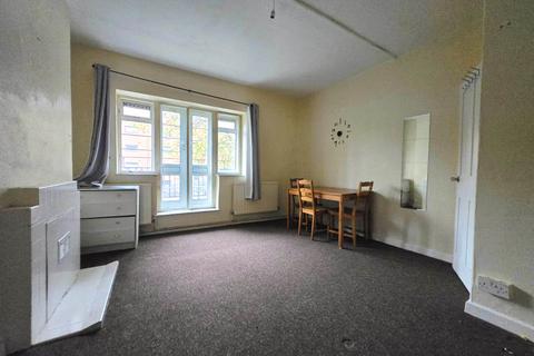 2 bedroom flat for sale, Dock Road, London, E14 8HB