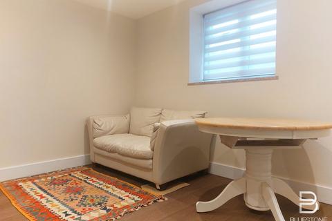 2 bedroom flat to rent, Moyser Road, Furzedown