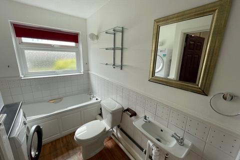 6 bedroom house to rent, Headcorn Drive, Canterbury CT2