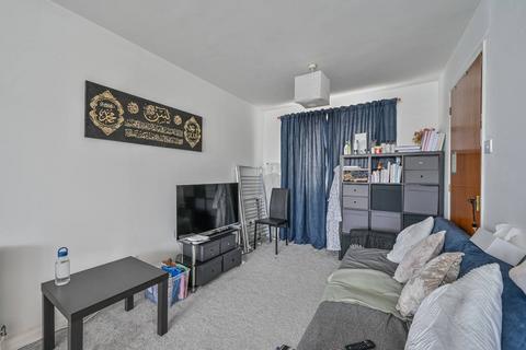 2 Miah Terrace, London, E1W 1NY