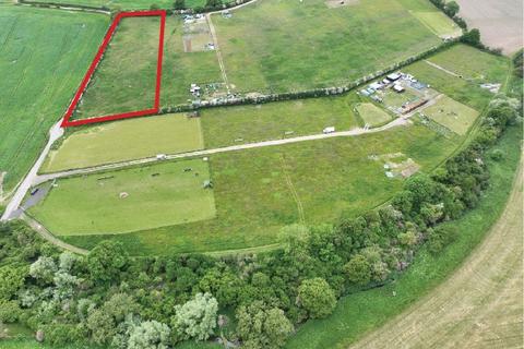 Land for sale, Aston End Road, Aston SG2