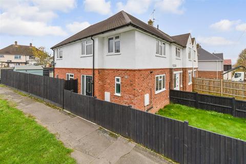 3 bedroom end of terrace house for sale, Derby Road, Maidstone, Kent