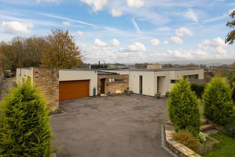 4 bedroom detached house for sale, Station Road, Turton