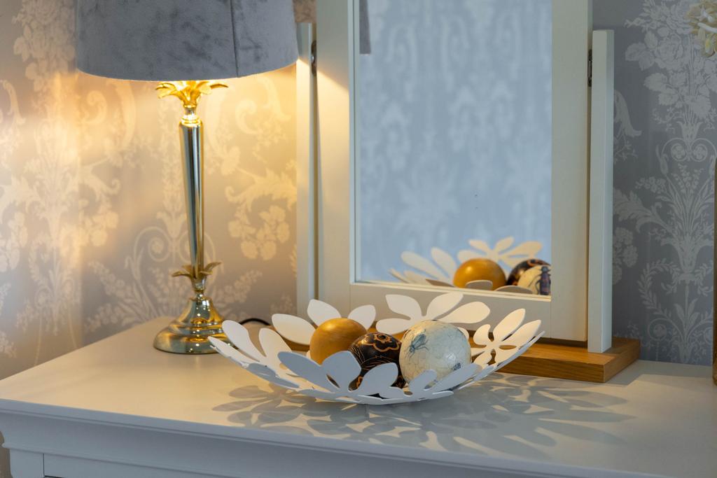 20241030-1159 Maison Haus - Ivory House, Station R