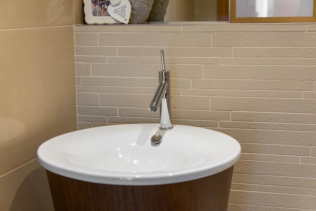 20241030-1156 Maison Haus - Ivory House, Station R