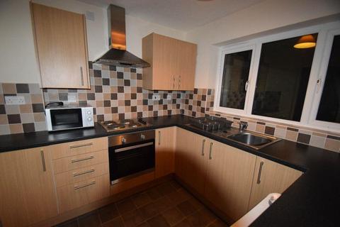 4 bedroom detached house to rent, 17 Aqualate Close