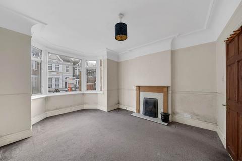 3 bedroom house for sale, Colchester Road, Leyton, E10