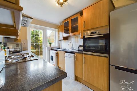 3 bedroom detached house for sale, Hare Close, Buckingham