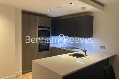 2 bedroom apartment to rent, Beadon Road, Hammersmith W6