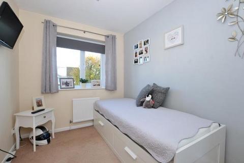 2 bedroom end of terrace house to rent, Cricklade Court, Nailsea, North Somerset, BS48